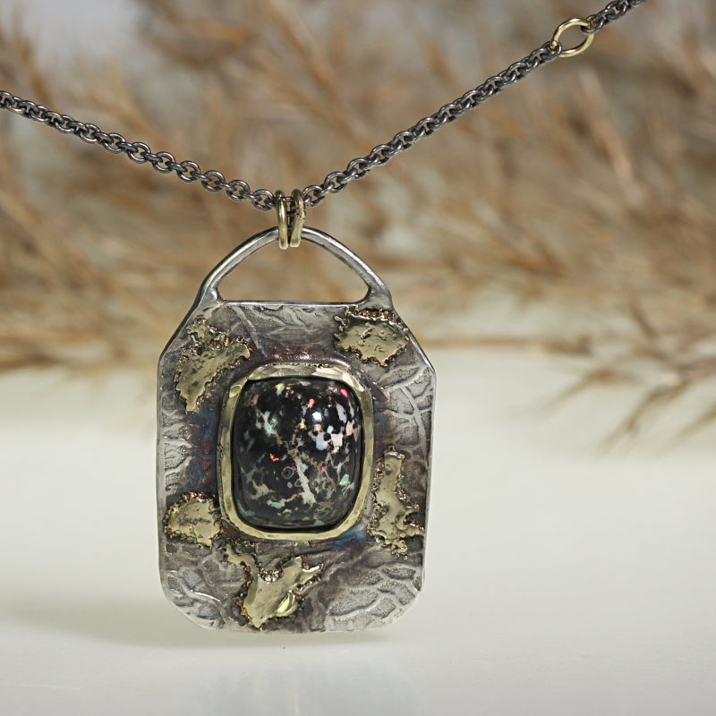 Amulet s mexickým leopardím opálem